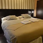 Gud ゲストハウス 2*