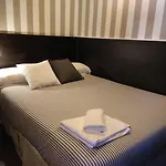 ゲストハウス Gud サラマンカ