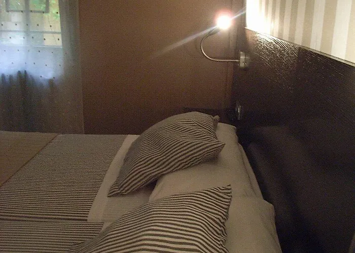 Gud Гостевой дом Саламанка