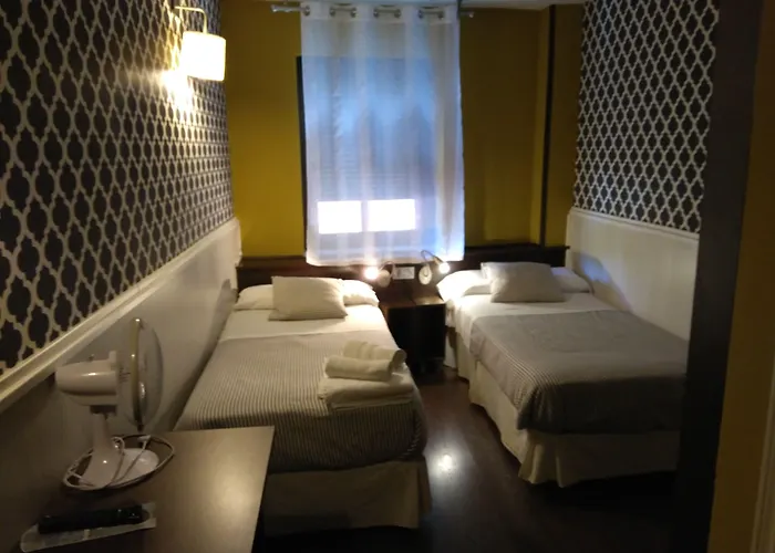 古德萨拉曼卡旅馆 招待所