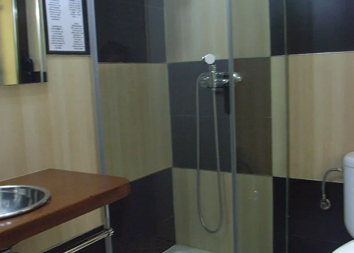 招待所 古德萨拉曼卡旅馆 2*