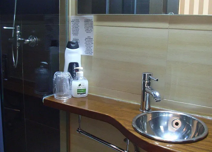 古德萨拉曼卡旅馆 2*