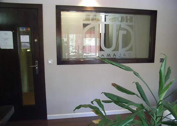 Gud ゲストハウス 2*