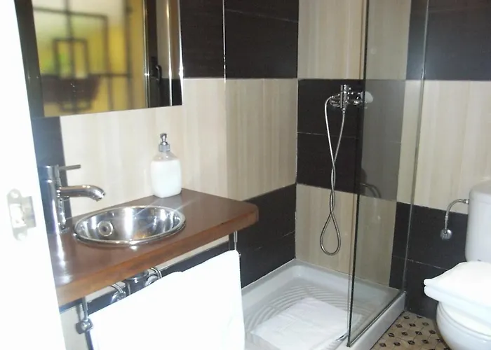 古德萨拉曼卡旅馆 2*